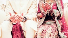 "Make Dua that I get married" - Mufti Menk